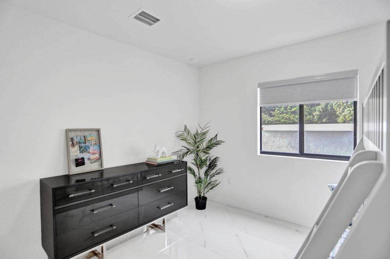 Renzzi Wynwood Apartments マイアミ エクステリア 写真