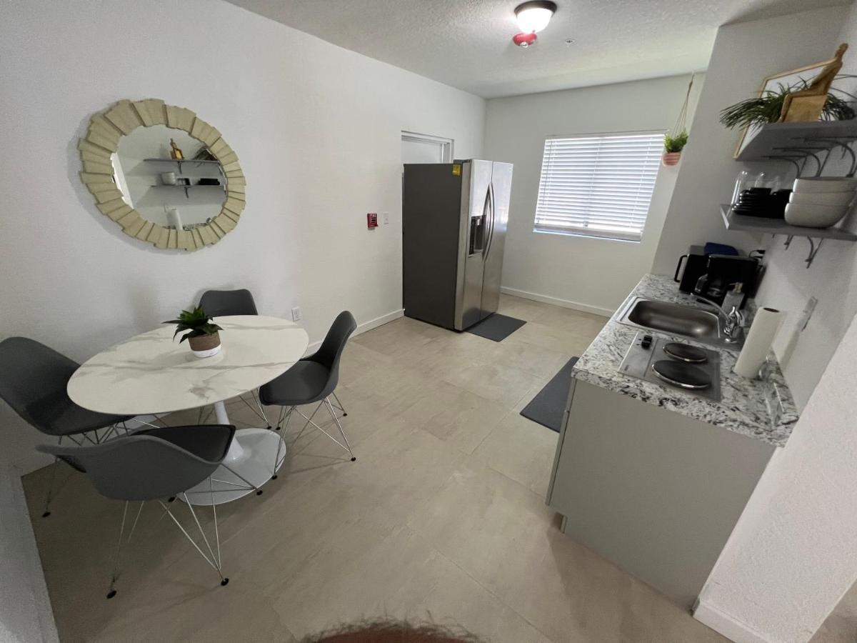 Renzzi Wynwood Apartments マイアミ エクステリア 写真